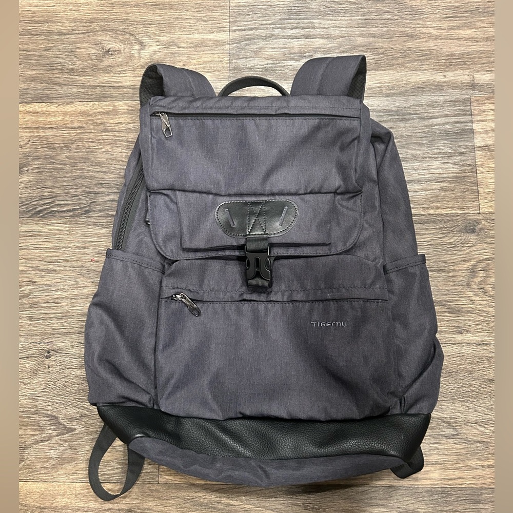 Tigernu Commuter backpack